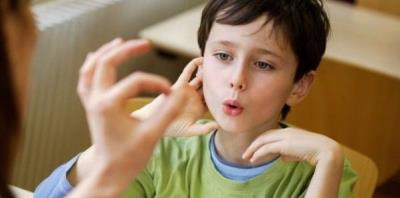 گفتار درمانی کودک 6 ساله و 7 ساله
