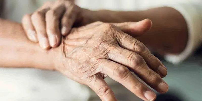 بیماری پارکینسون چیست ؟