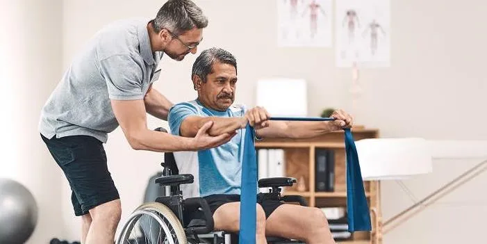 کاردرمانی ضایعه نخاعی در شرق تهران