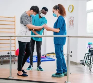 تفاوت کاردرمانی جسمی و ذهنی چیست؟