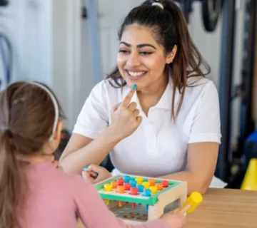 تفاوت های گفتار درمانی برای کودکان و بزرگسالان