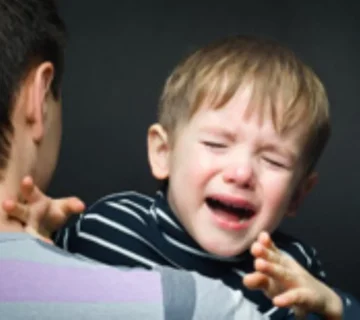 تاثیر ژنتیک و وراثت بر مشکلات گفتاری کودکان