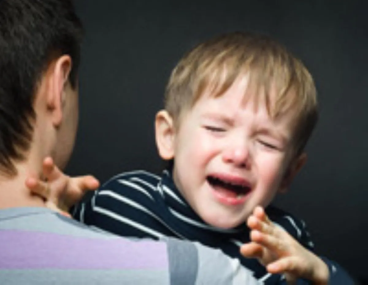 تاثیر ژنتیک و وراثت بر مشکلات گفتاری کودکان